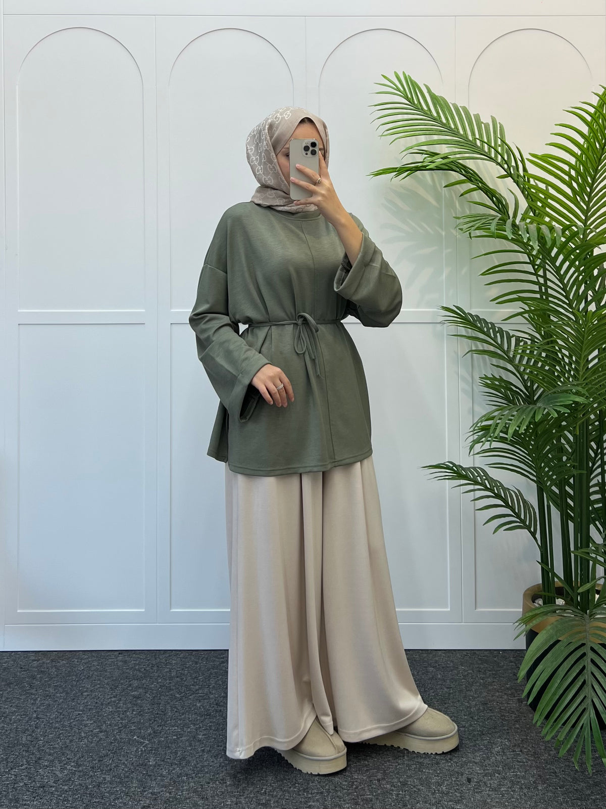 Rona Oysh Sweat 62408