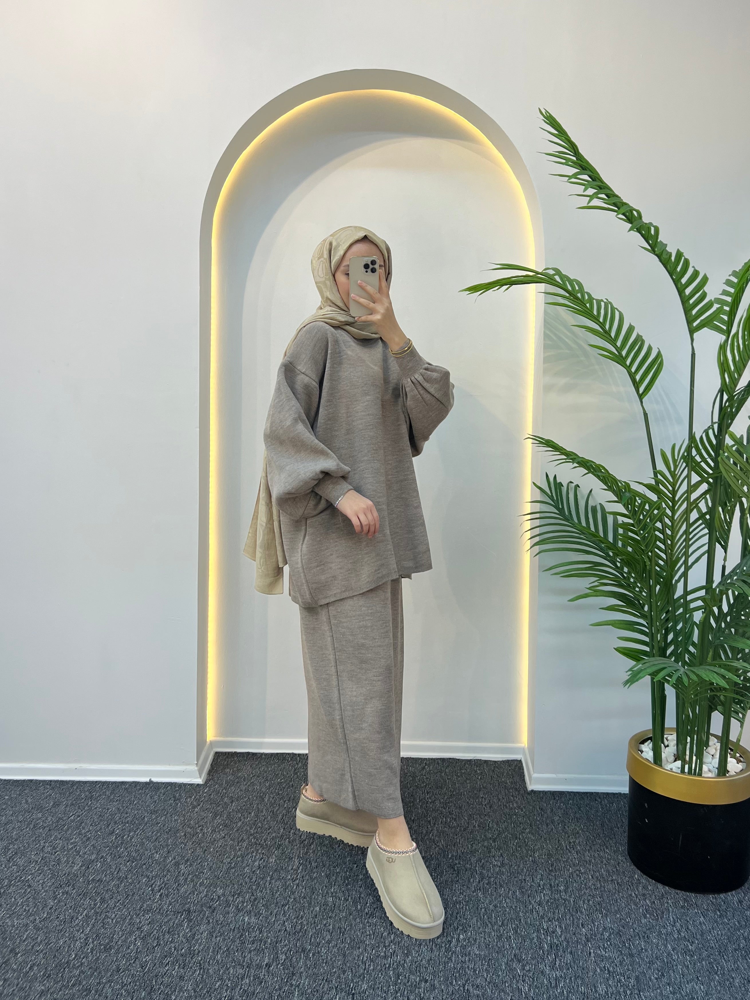 Roza Etekli Triko Takım