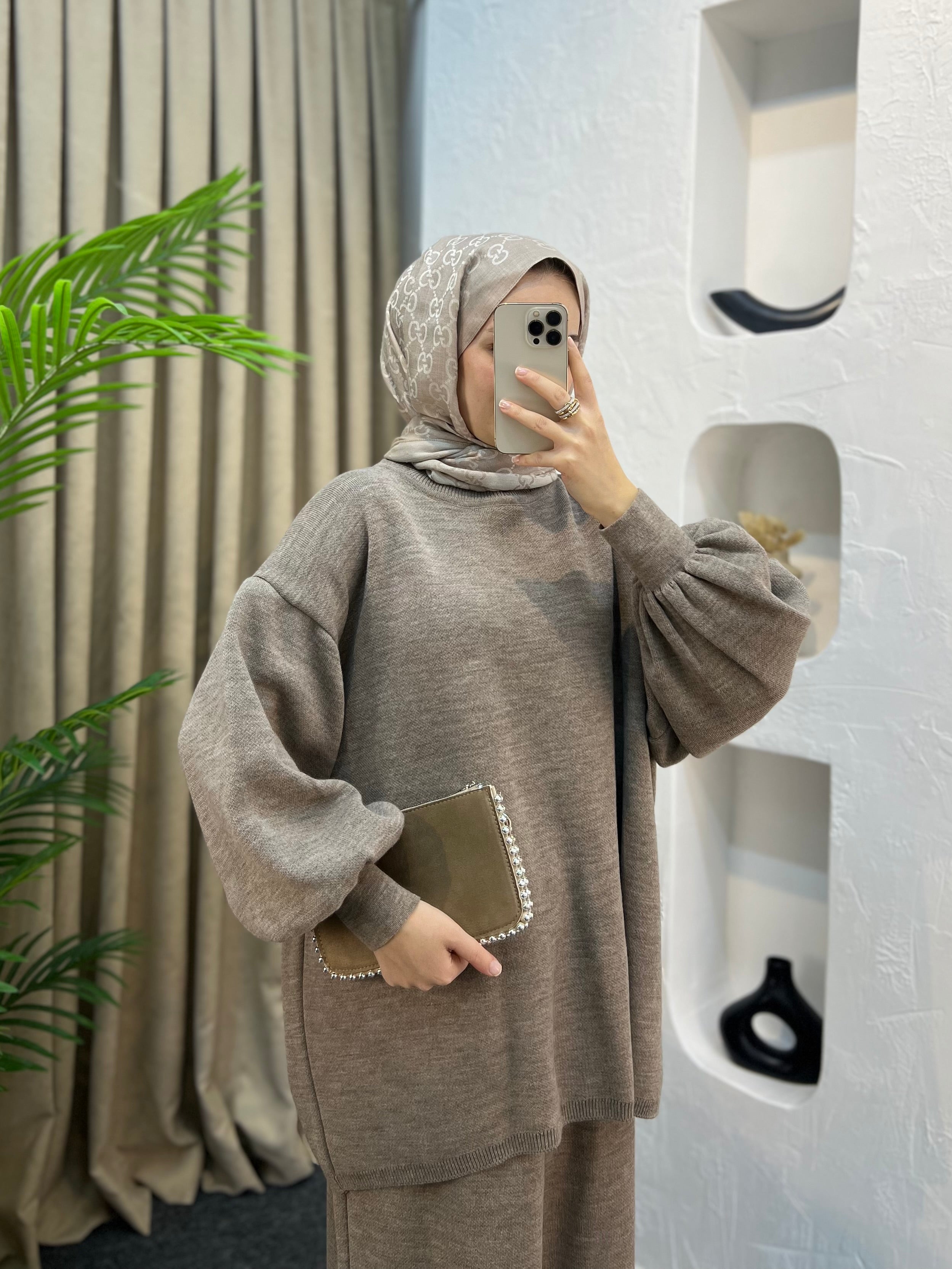 Roza Etekli Triko Takım