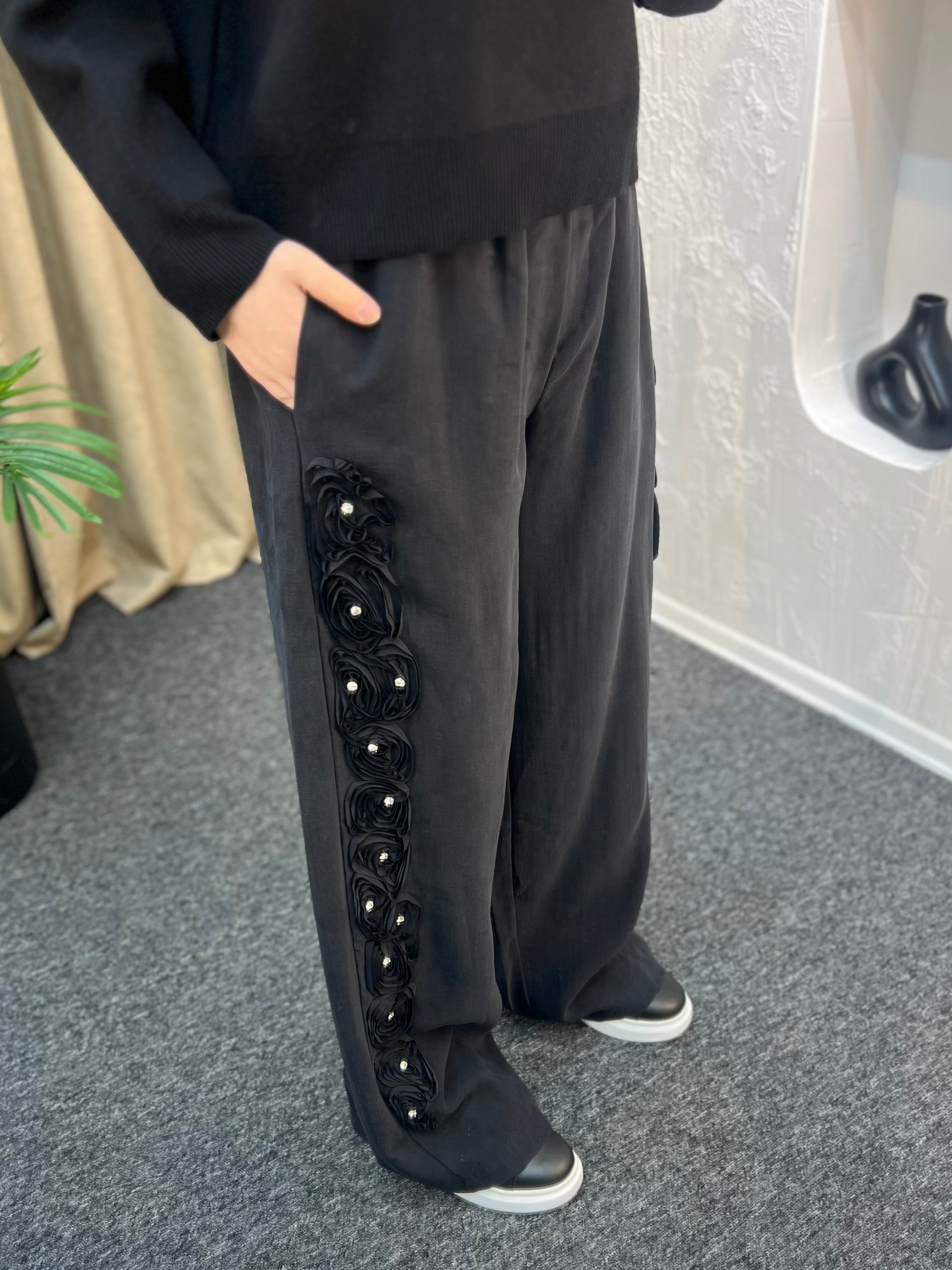 Taşlı Çiçek Pantolon