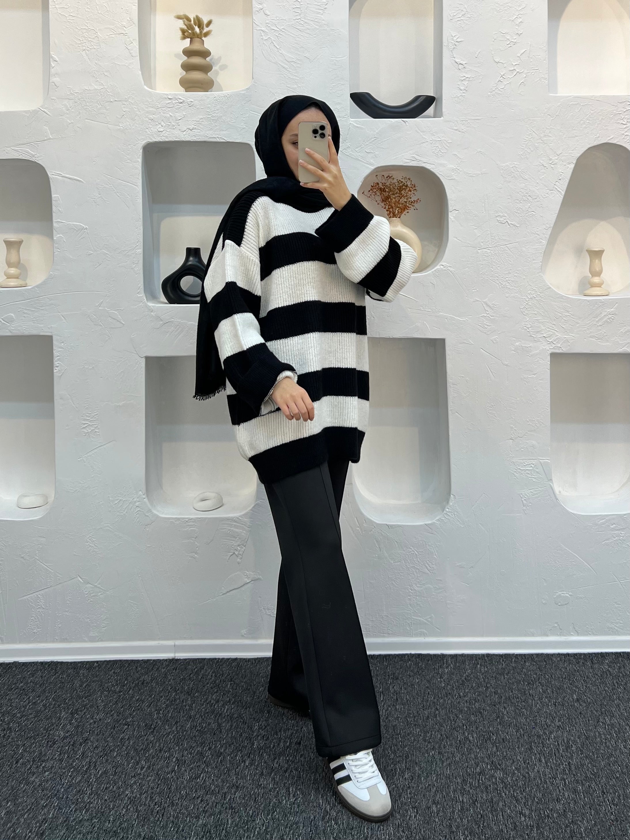 Yumoş Çizgili Kazak