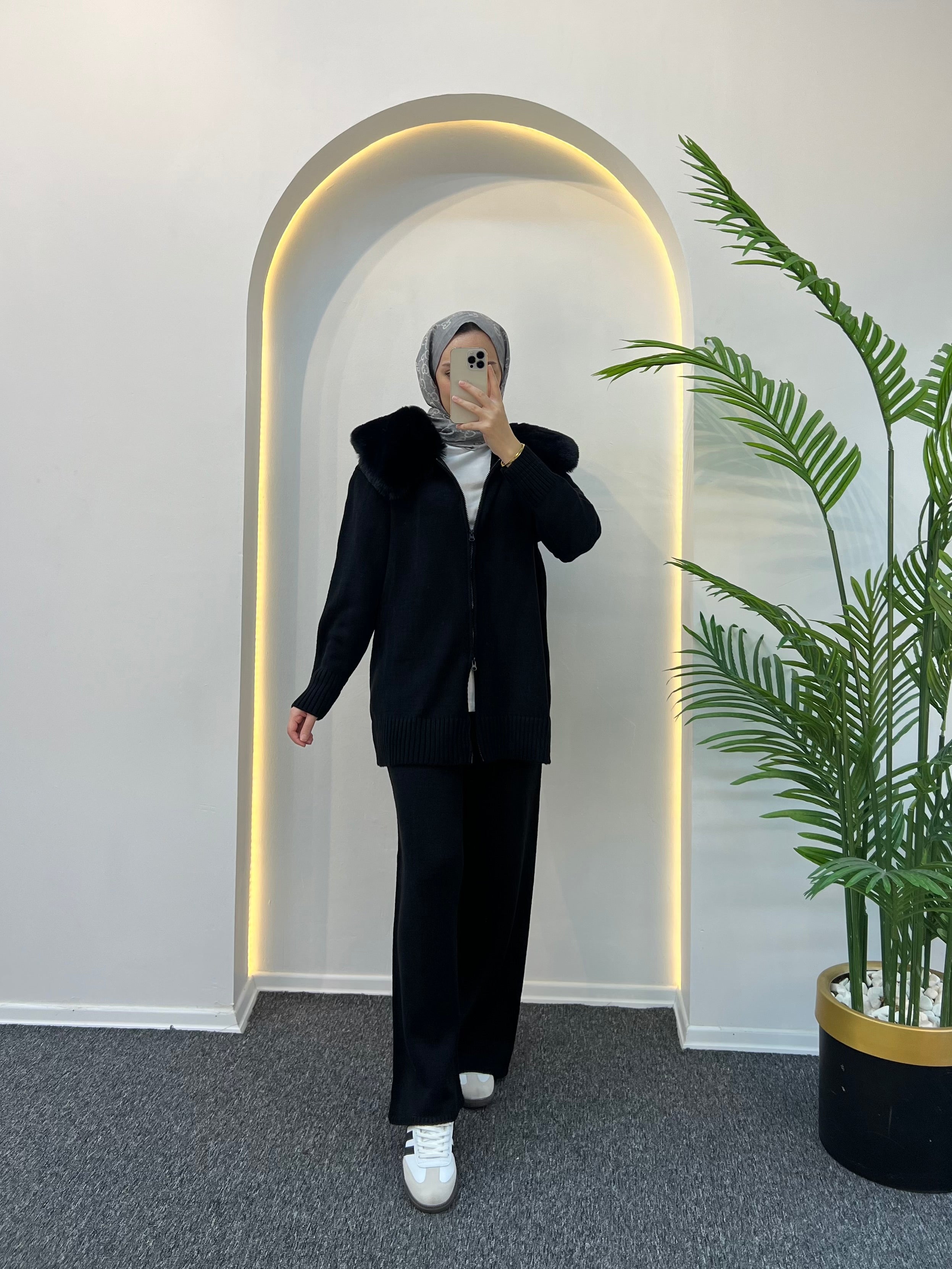 Monica Kürklü Triko Takım