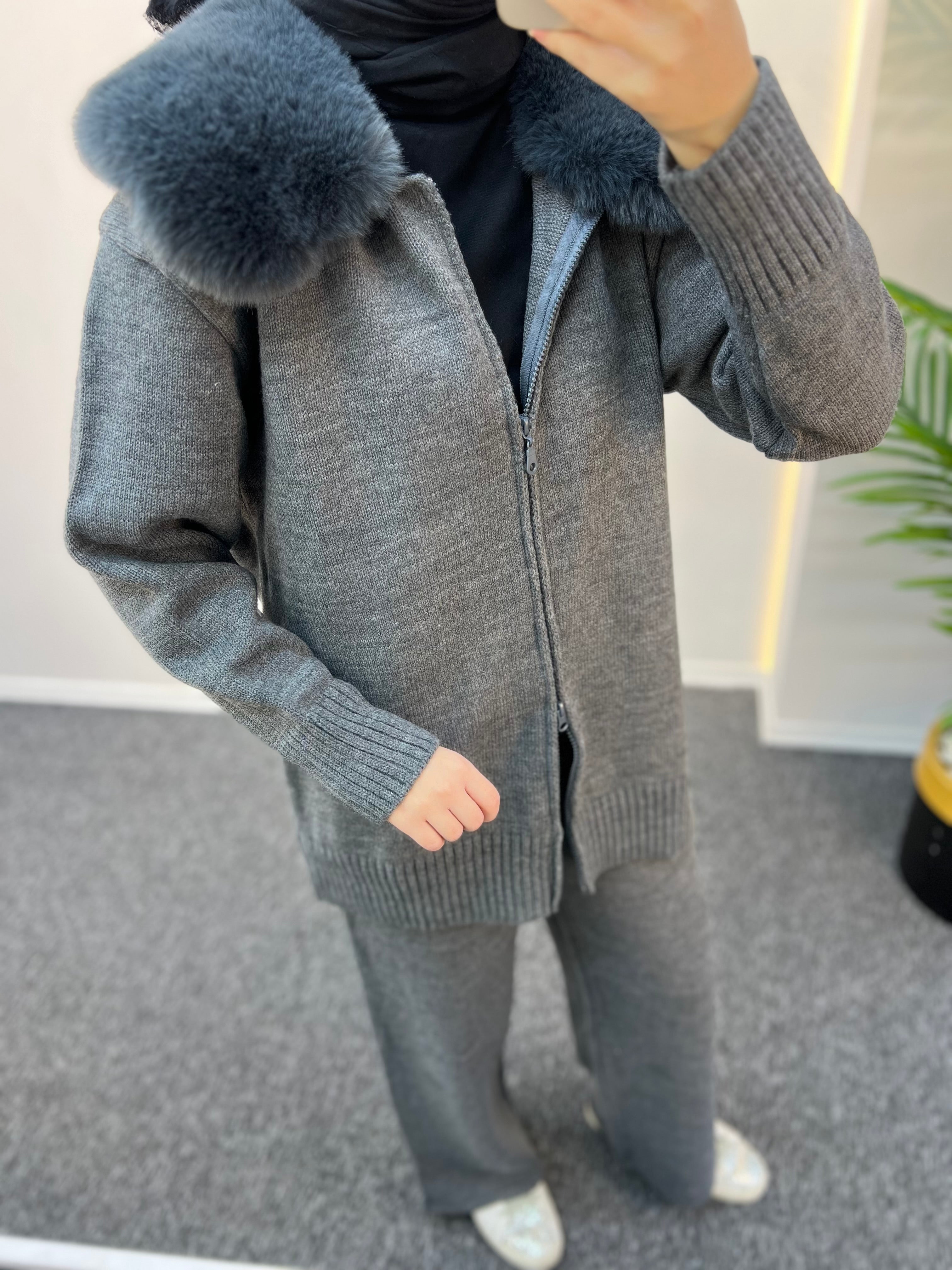 Monica Kürklü Triko Takım