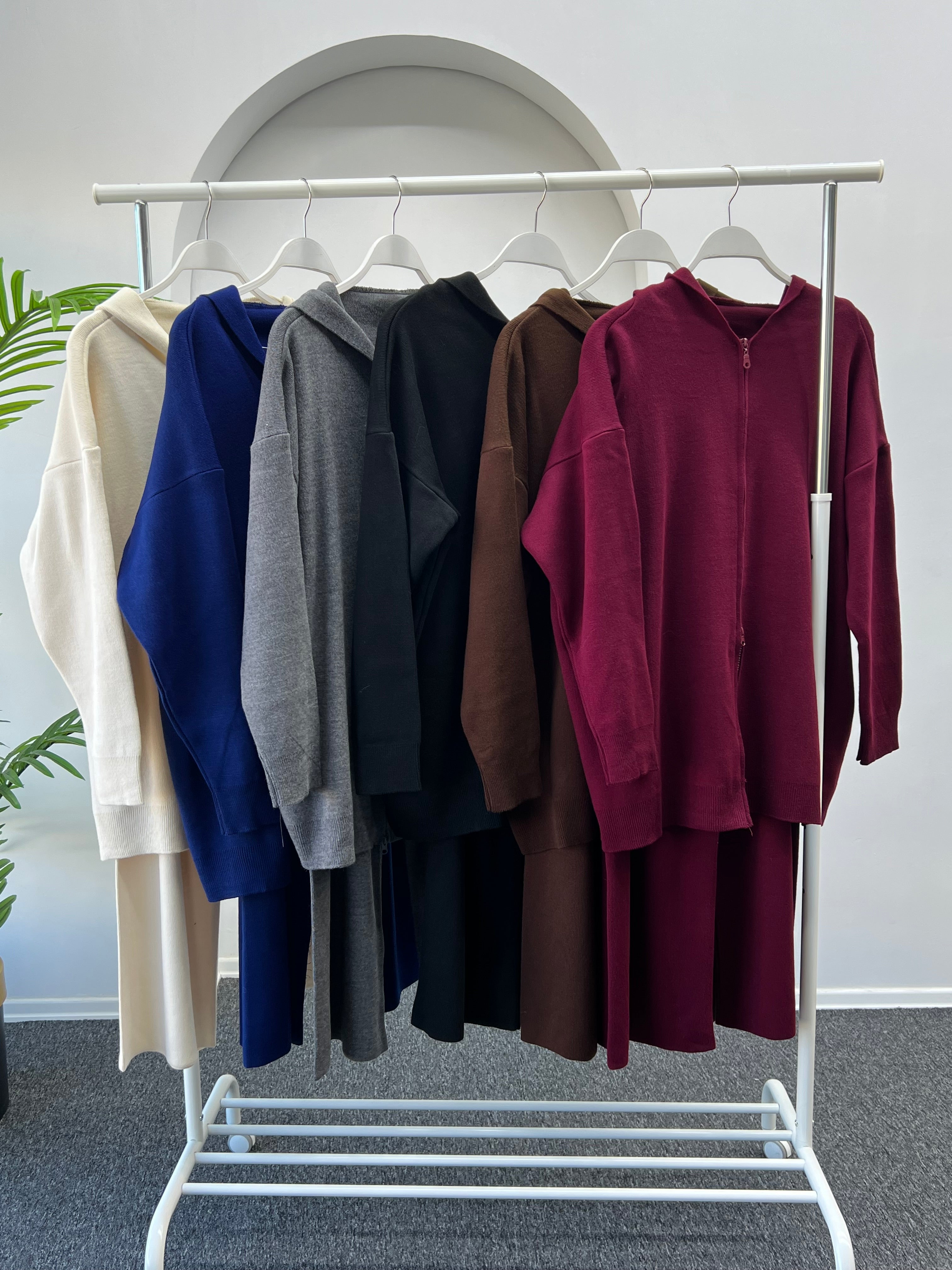 Rolly Kapüşonlu Triko Takım