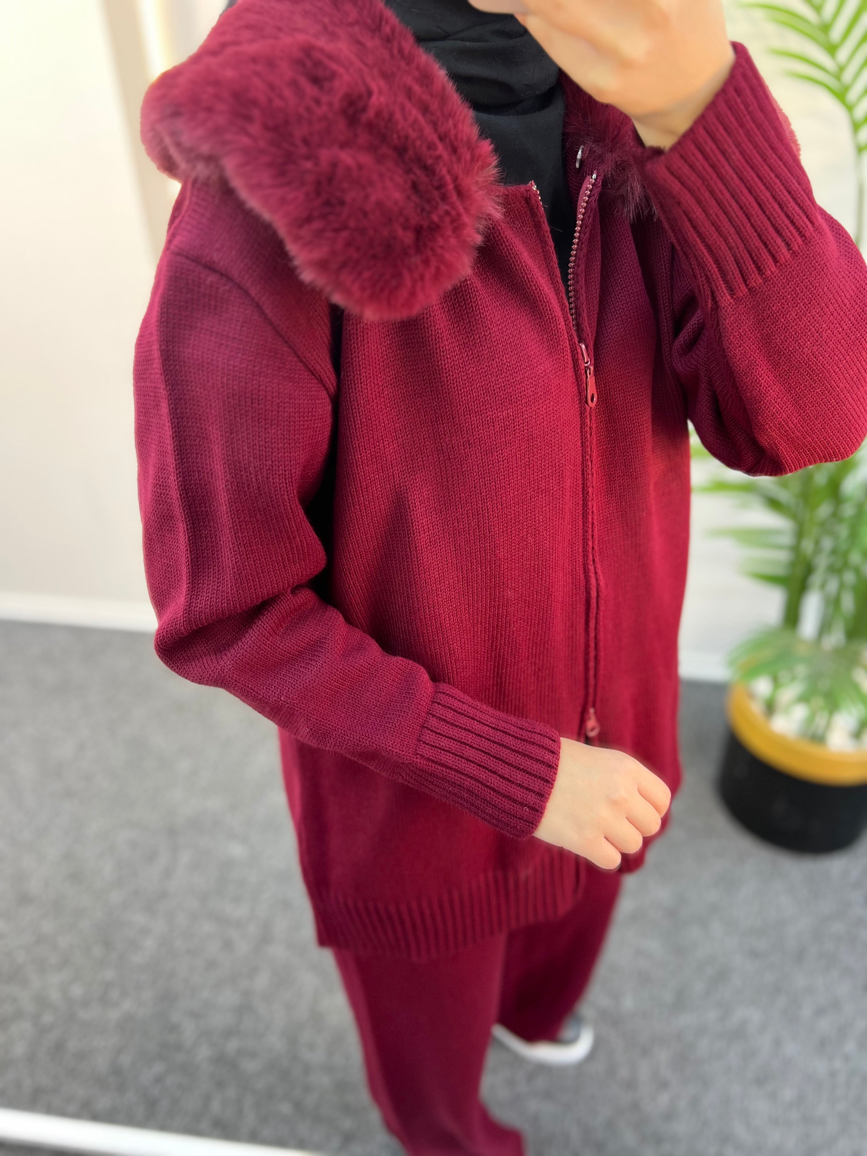 Monica Kürklü Triko Takım