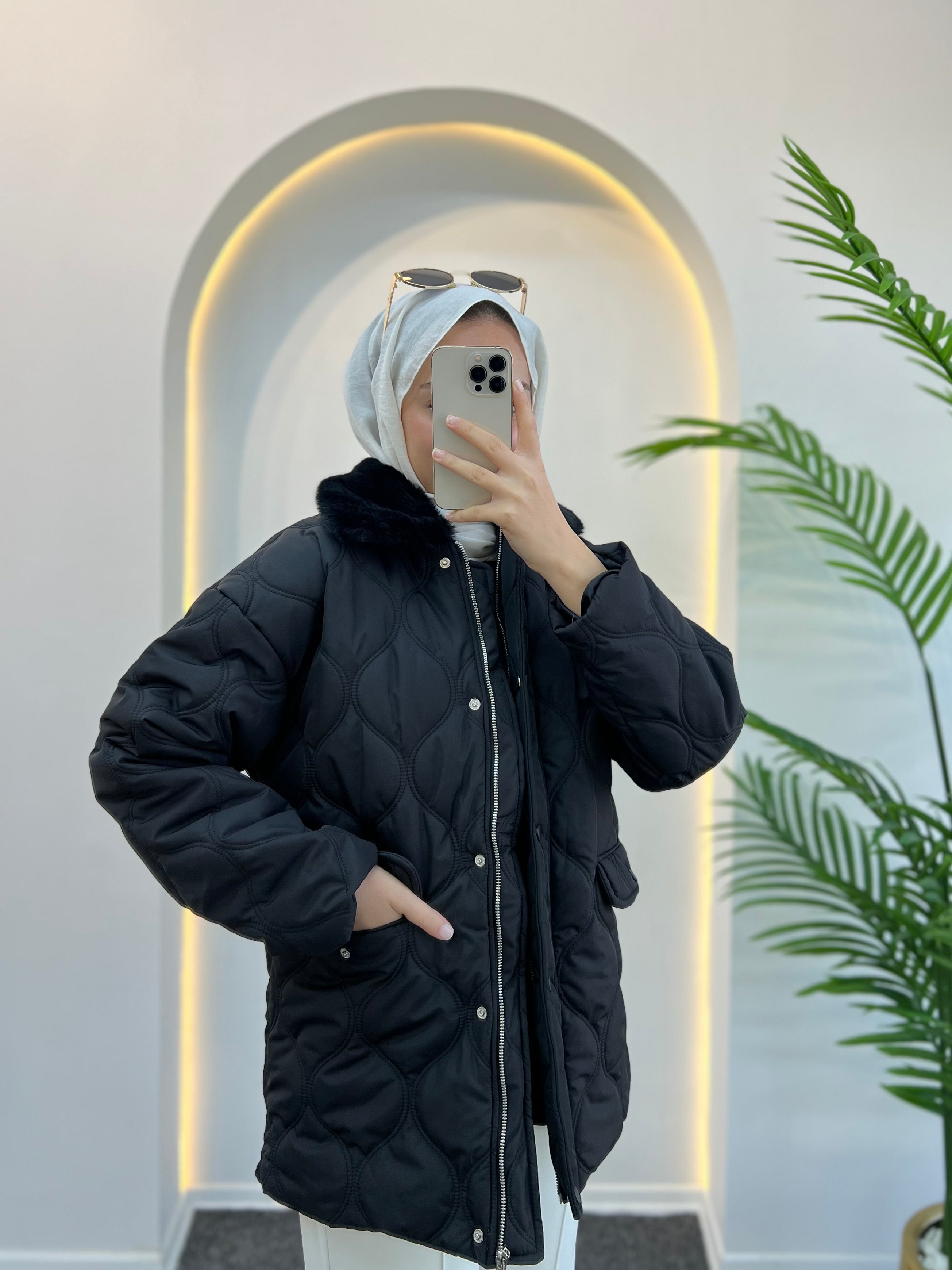 Betty Kapitone Şişme Mont