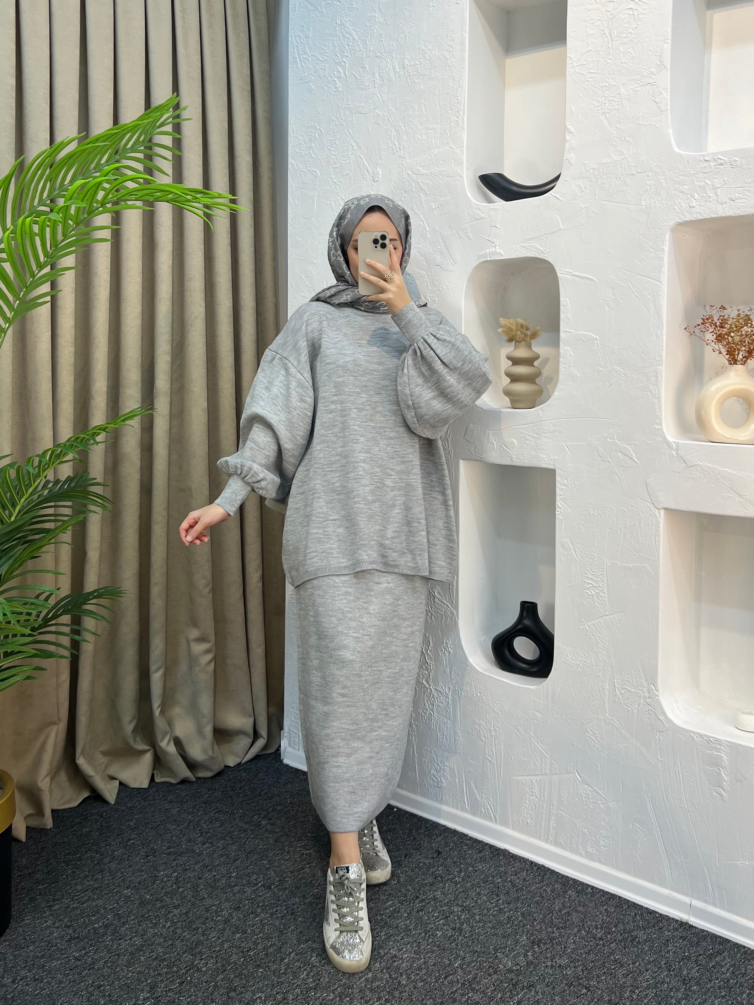 Roza Etekli Triko Takım