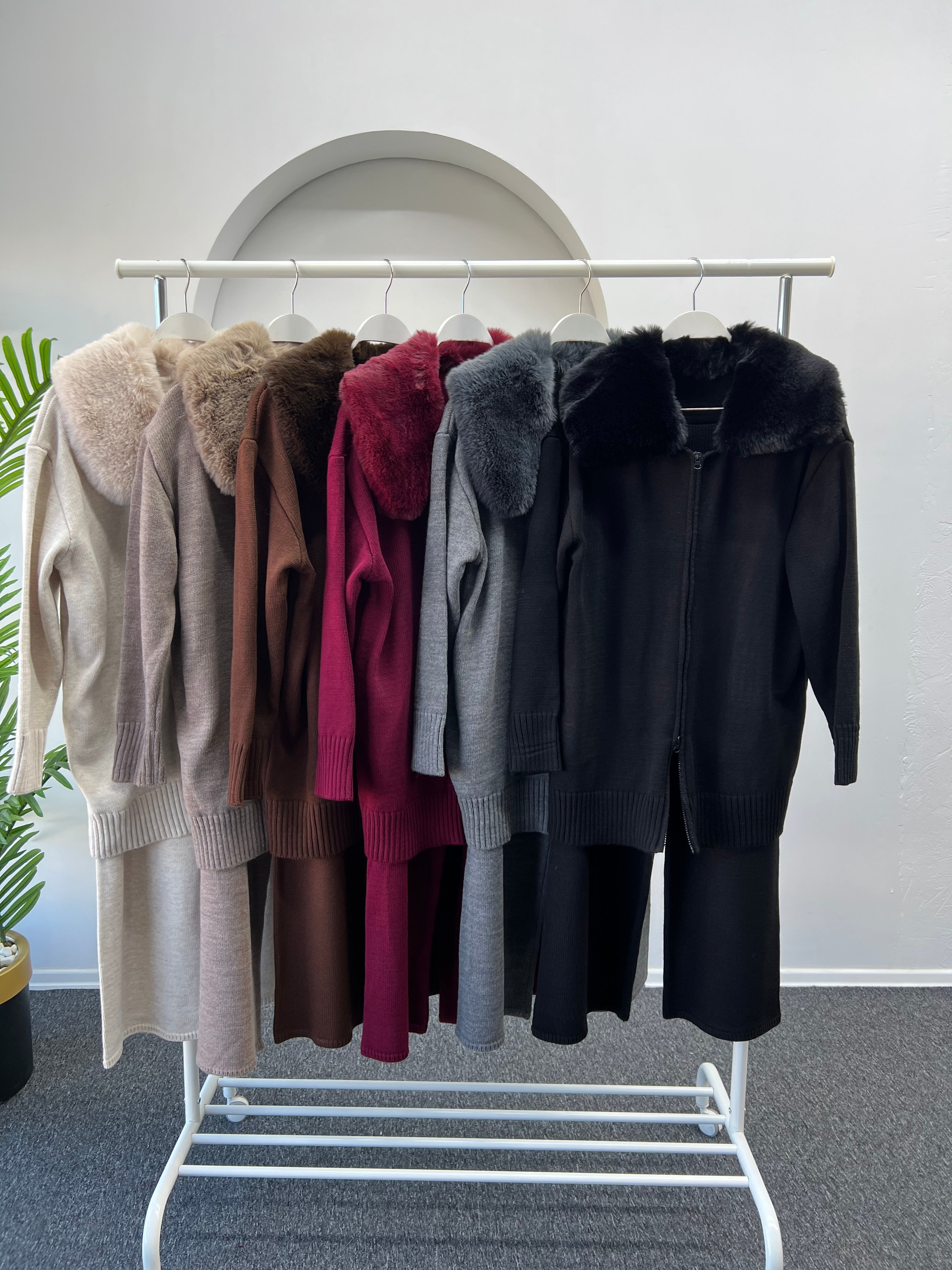 Monica Kürklü Triko Takım