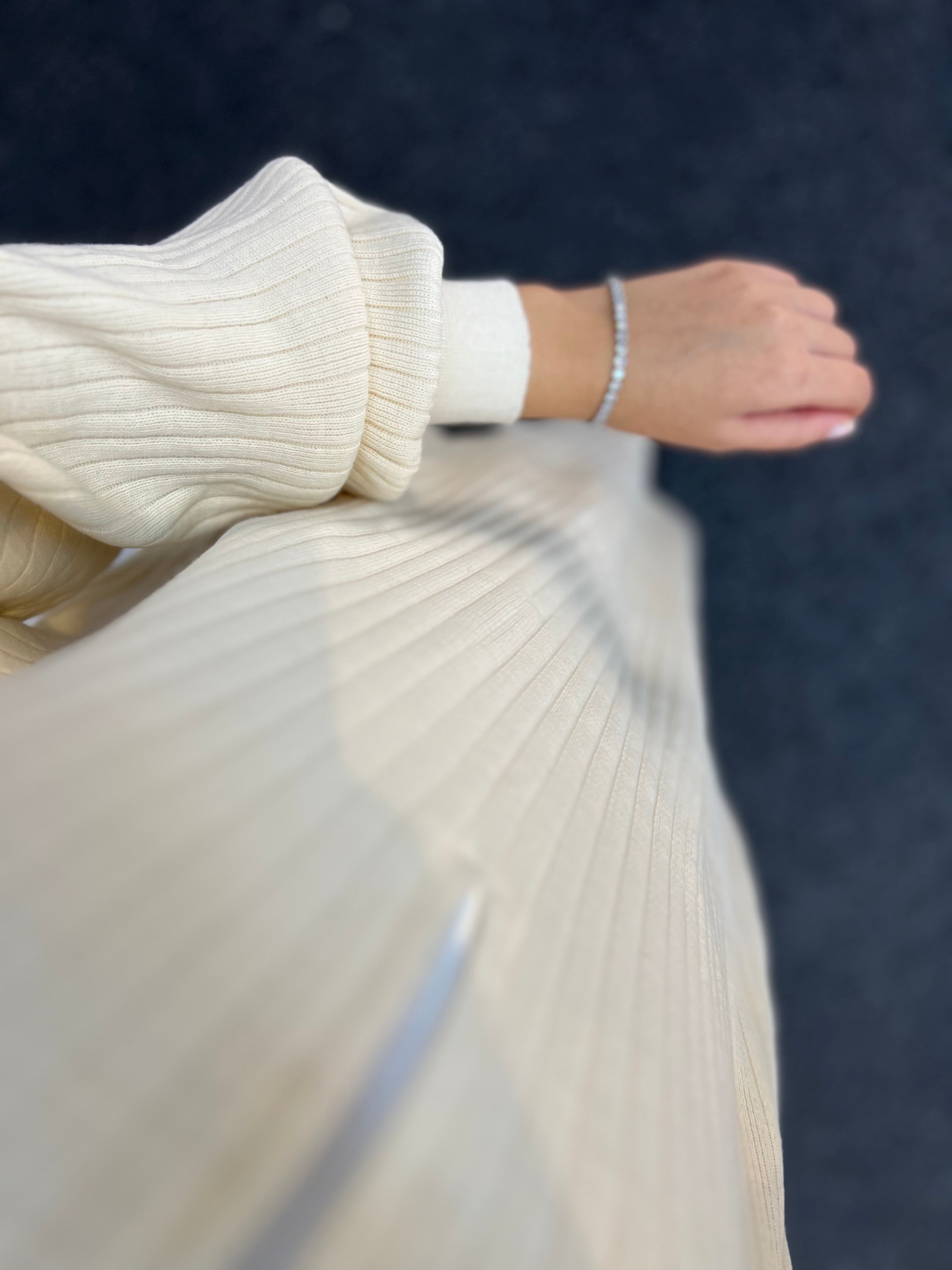 Fermuarlı Triko Elbise