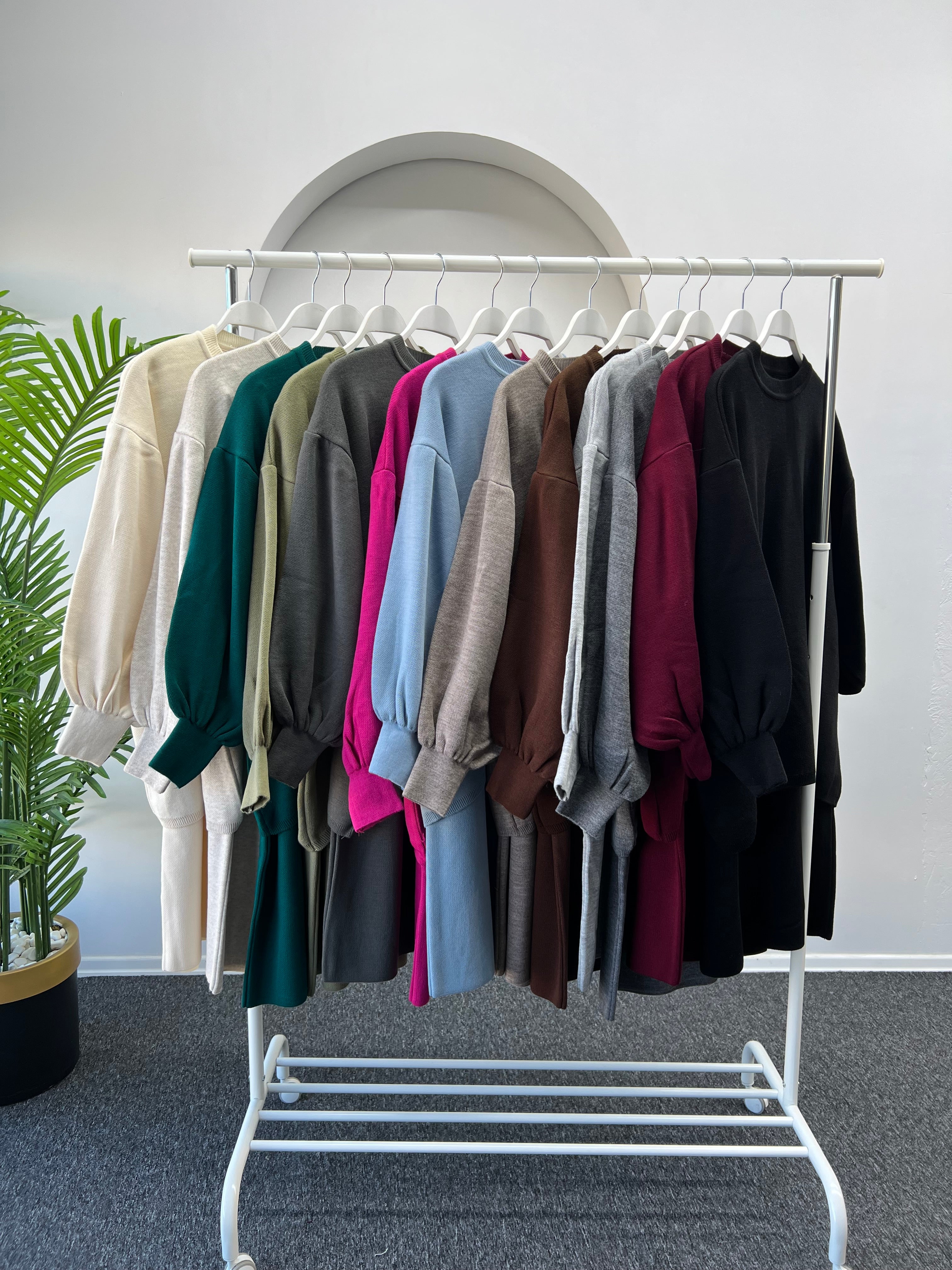 Roza Etekli Triko Takım