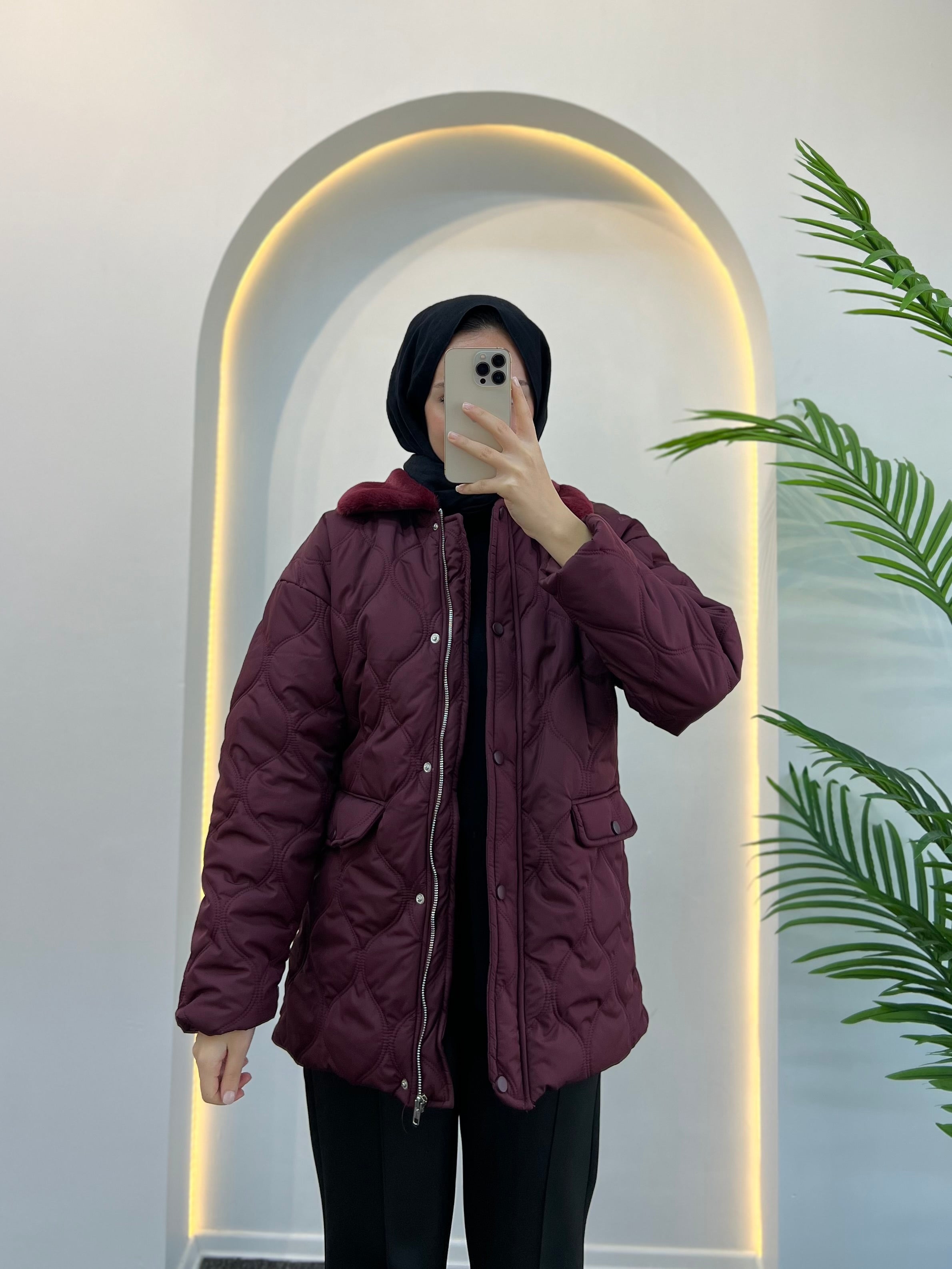 Betty Kapitone Şişme Mont