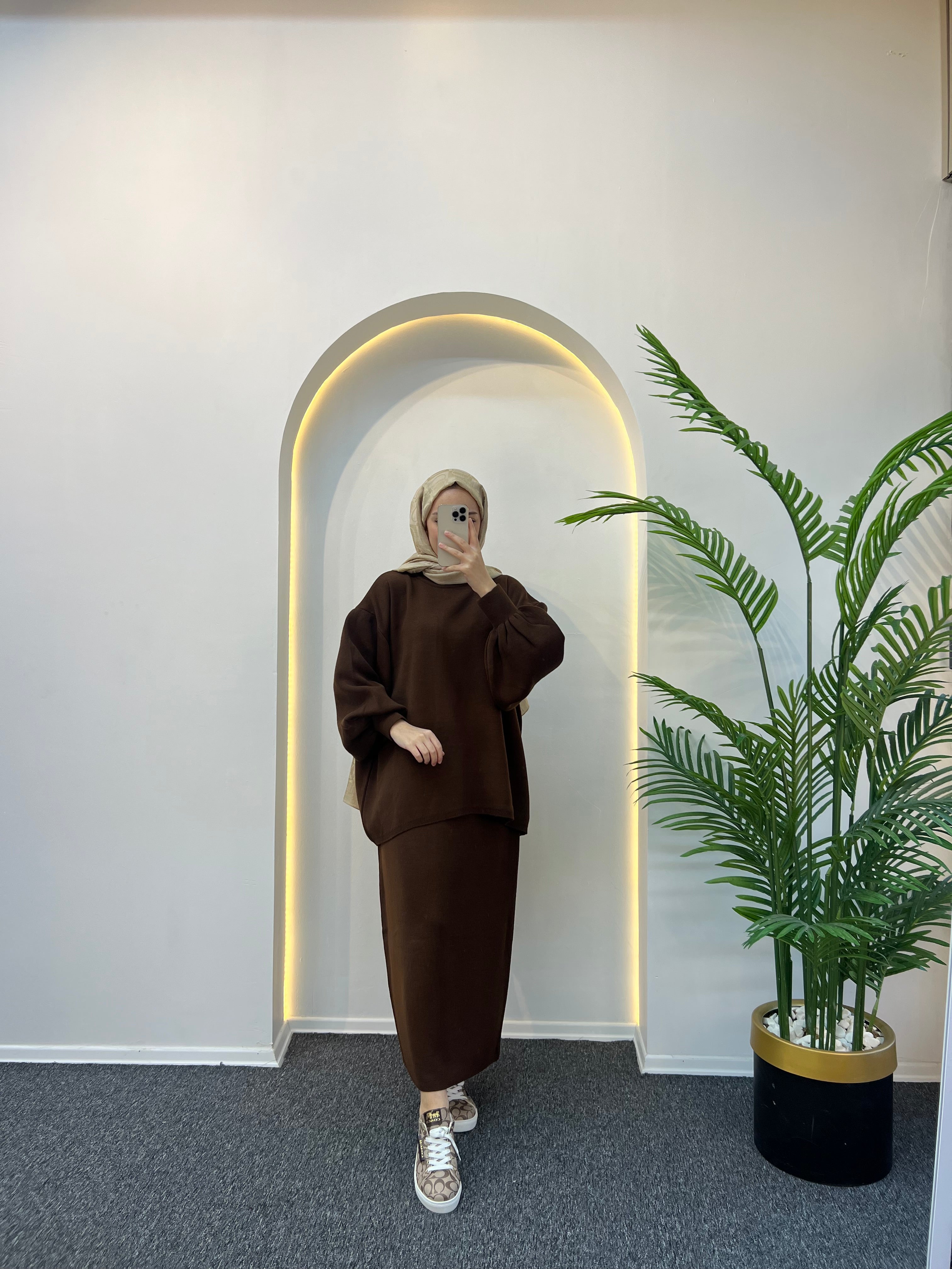 Roza Etekli Triko Takım