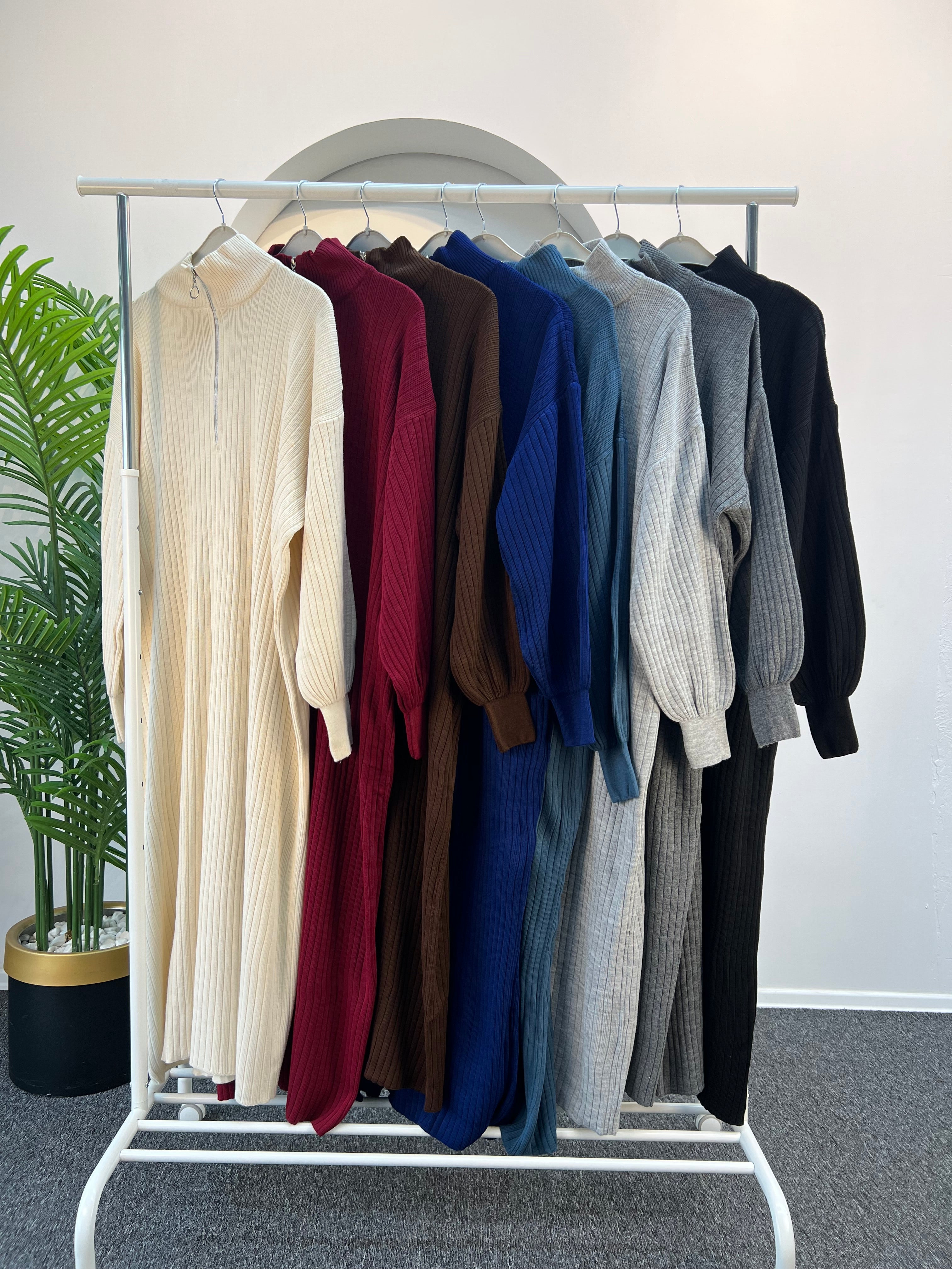 Fermuarlı Triko Elbise