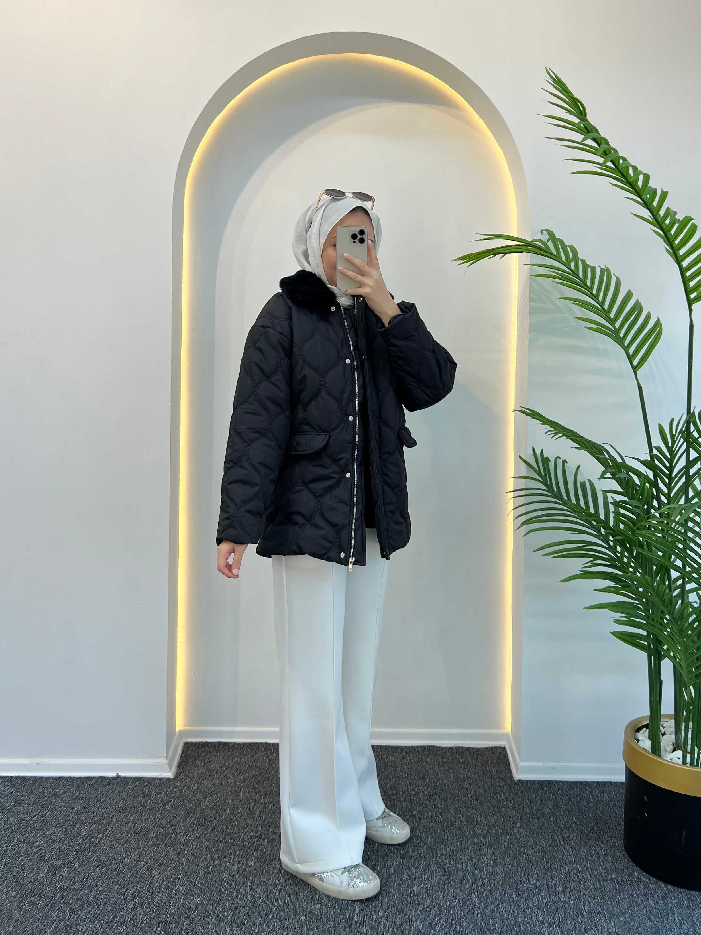 Betty Kapitone Şişme Mont