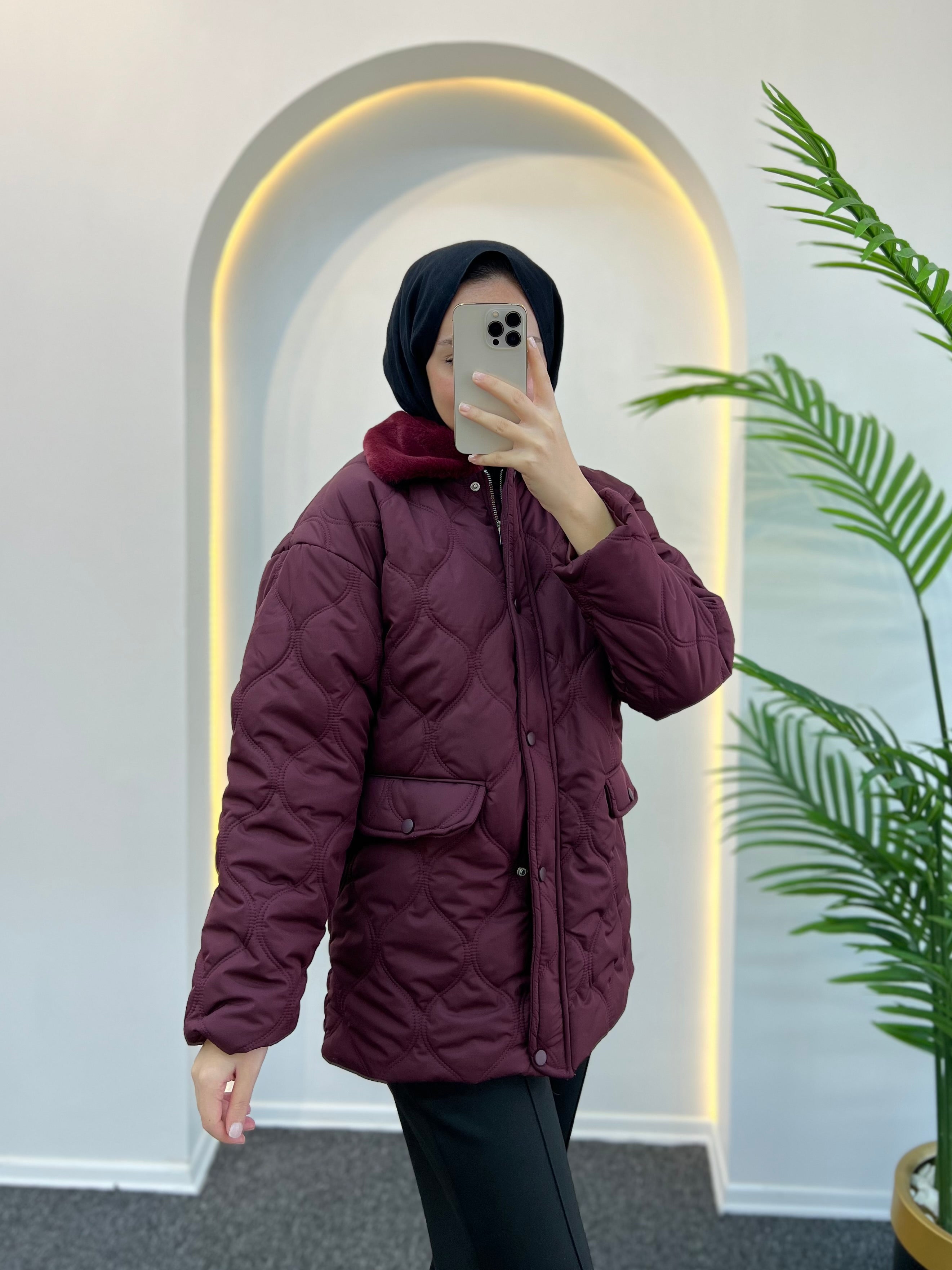 Betty Kapitone Şişme Mont