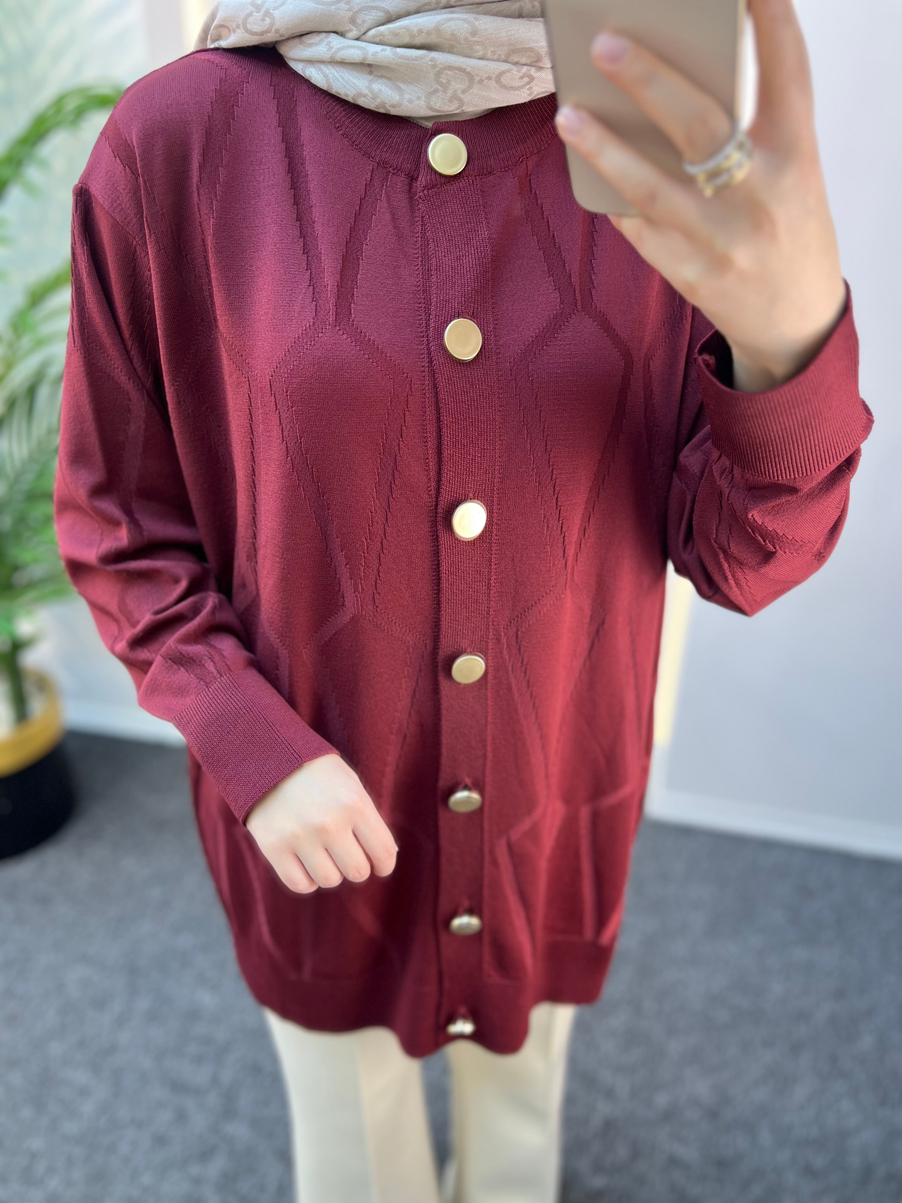 Alya Merserize  Hırka