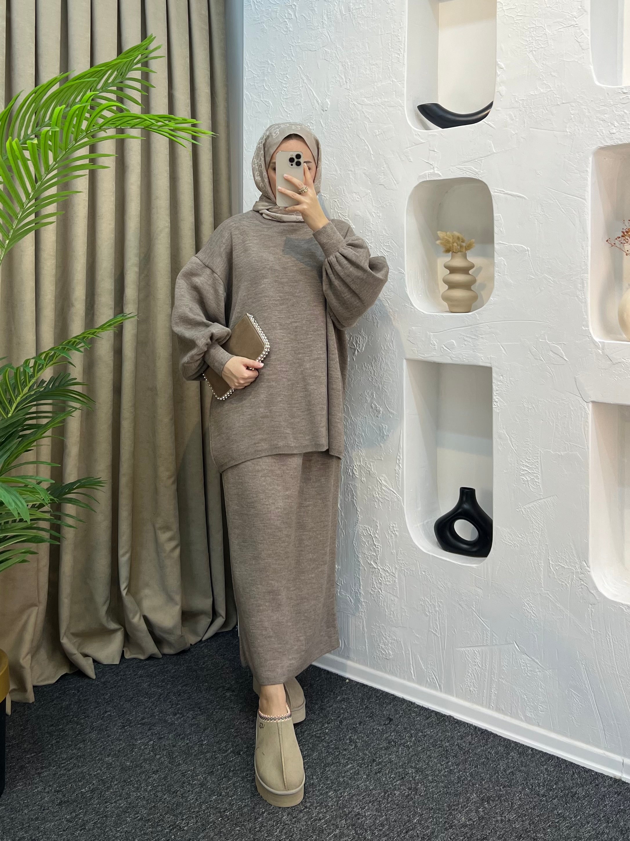 Roza Etekli Triko Takım