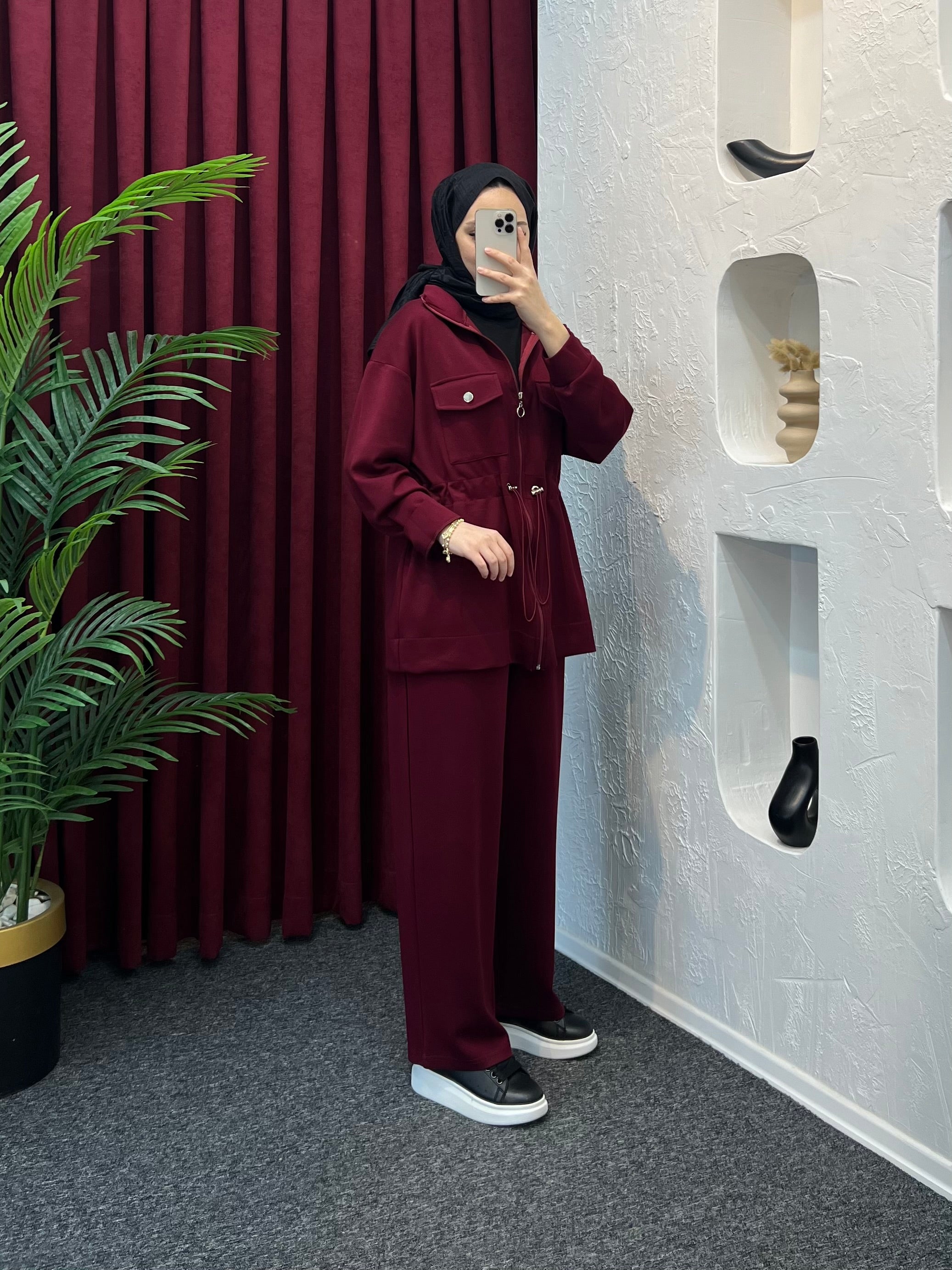 Nisa Oysho Takım