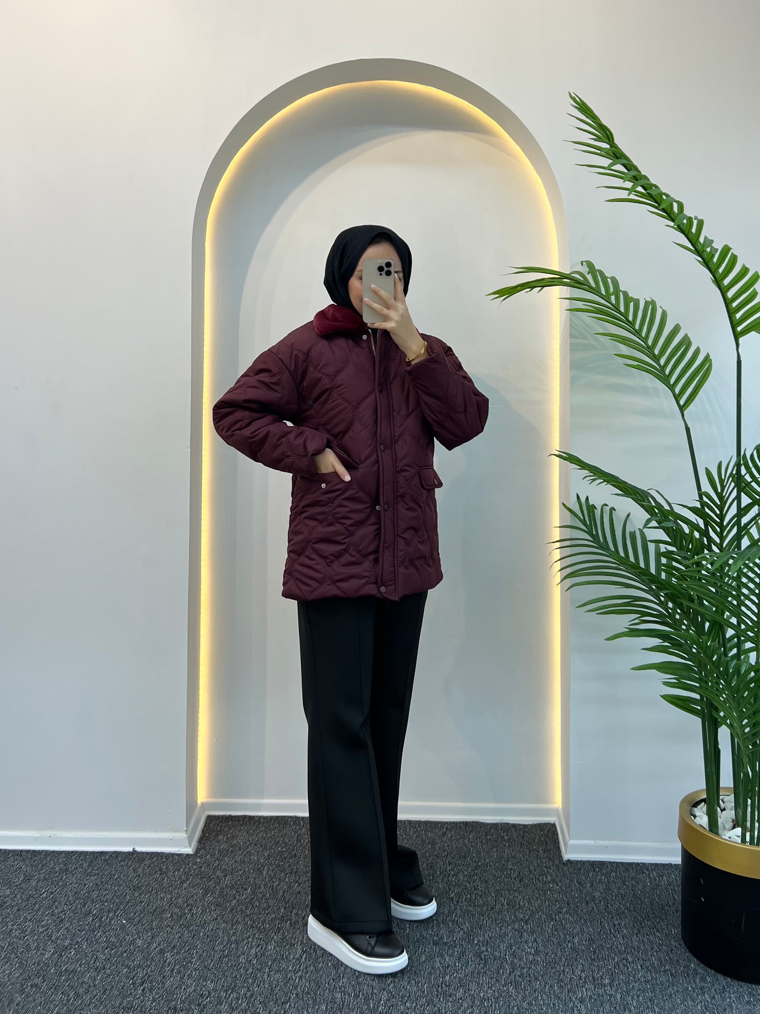 Betty Kapitone Şişme Mont