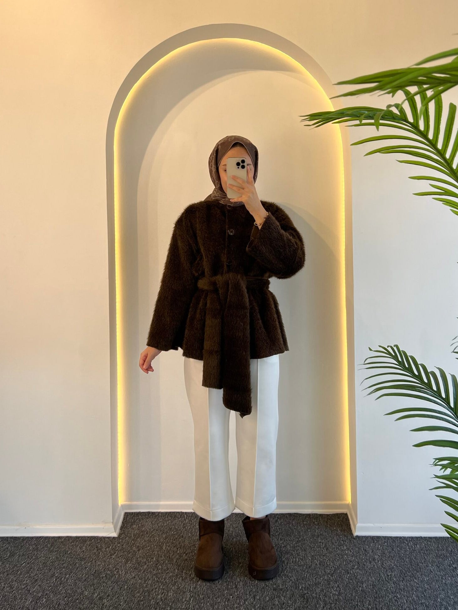 Ester Tüylü Atkılı Kap