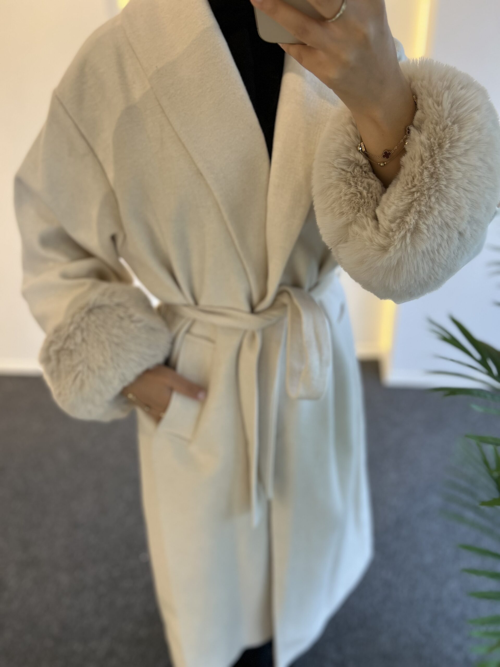 Luna Kürklü Kaşe Kaban