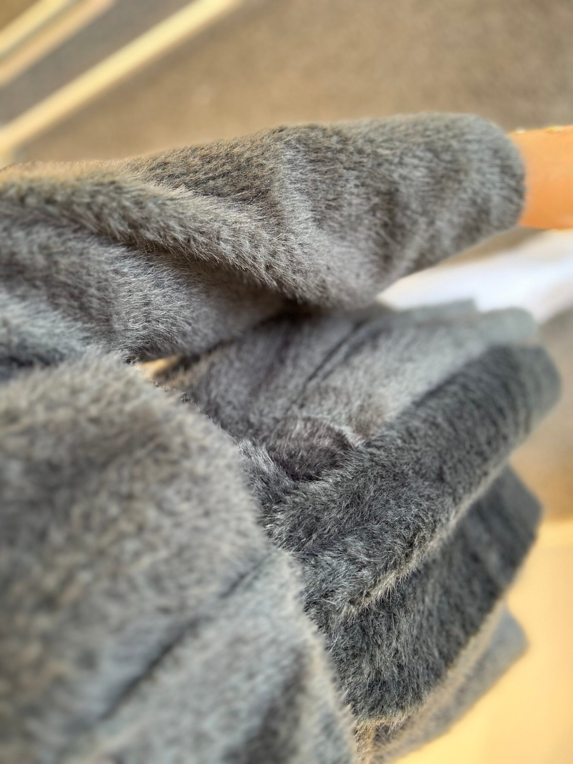 Ester Tüylü Atkılı Kap